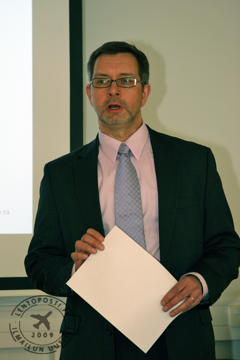 Patria_Jukka_Holkeri_1