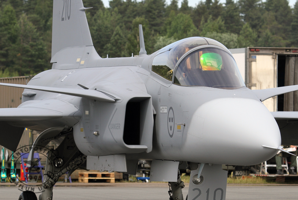 Gripen_closeup_2