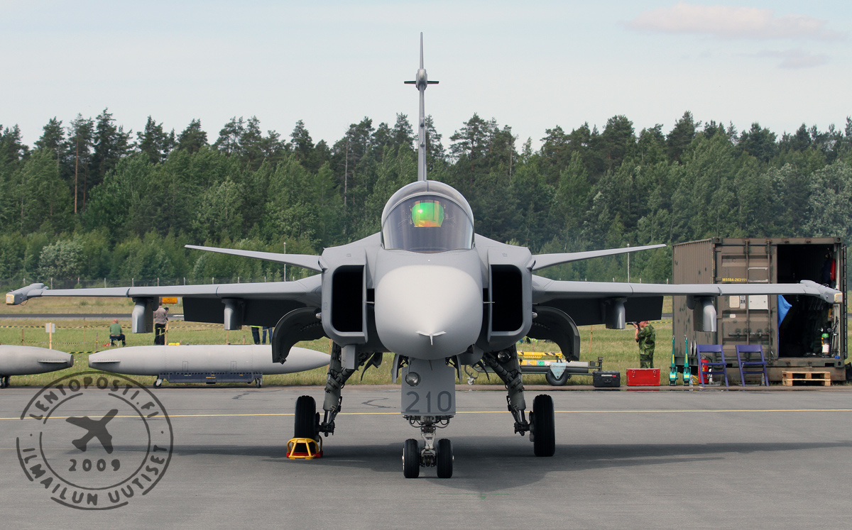 Gripen_closeup_3