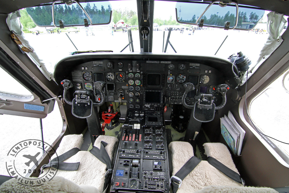 Raja_dornier_ohjaamo_1