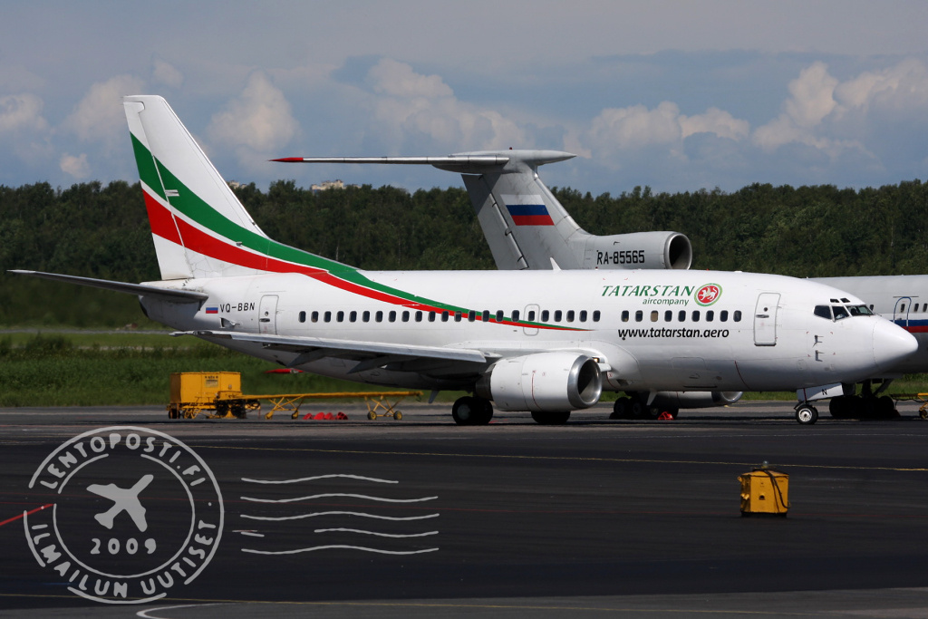 Tatarstan Airlines Boeing 737-500