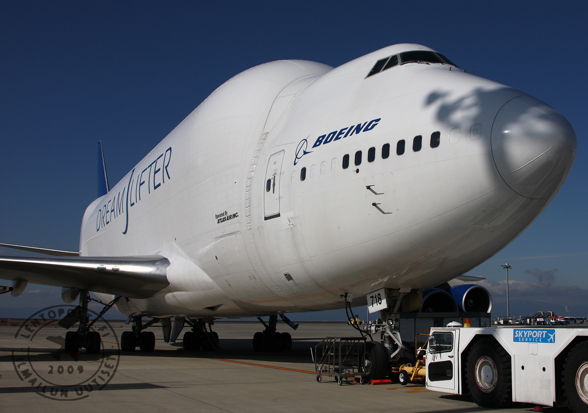 Dreamlifter_2
