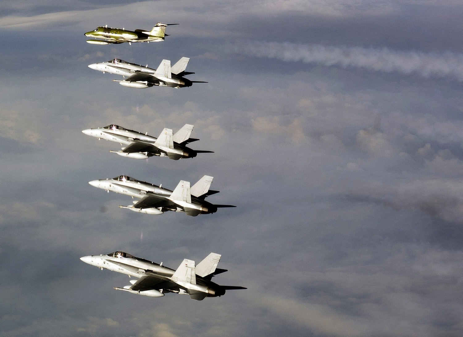 Lear_HNt_Ilmavoimat+Mikko+Kankaisto_net