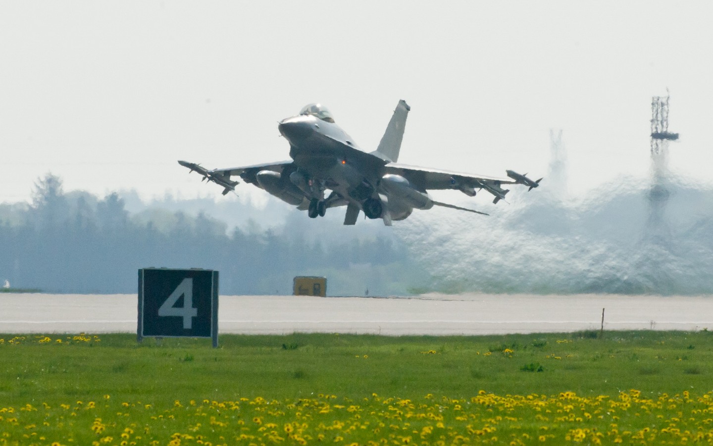 f16_denmark_NATO