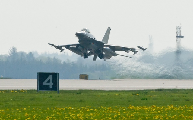 f16_denmark_NATO