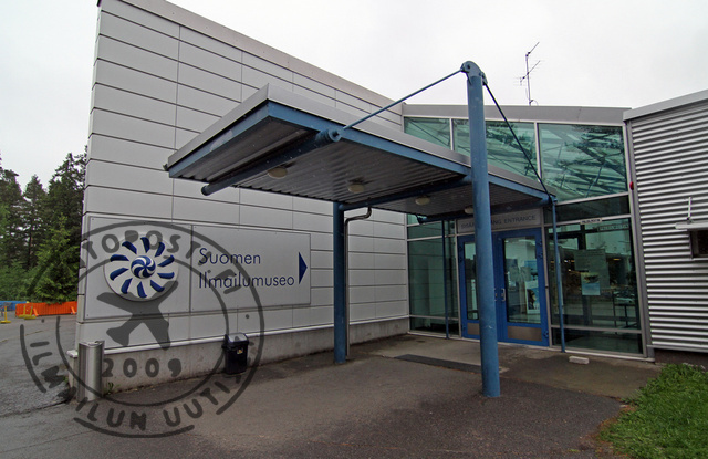 Ilmailumuseo_entrance_2