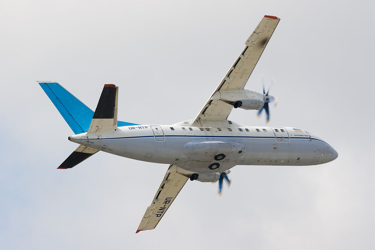 Antonov_An-140_wikimedia_DmitryAMottl