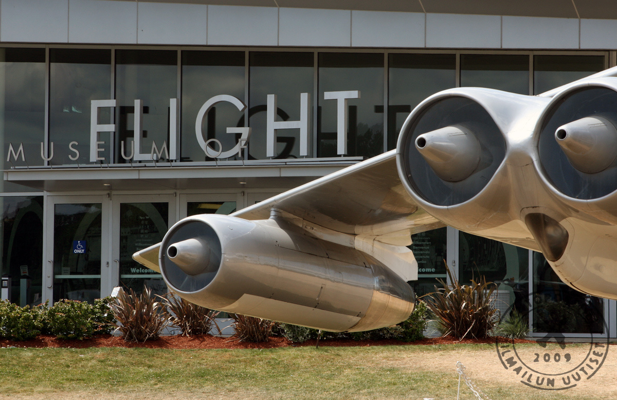 Seattle_Museum_of_flight_1