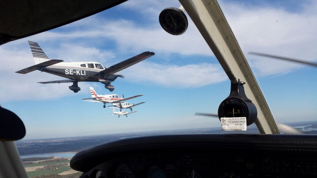Skybirds_taivaalla_2