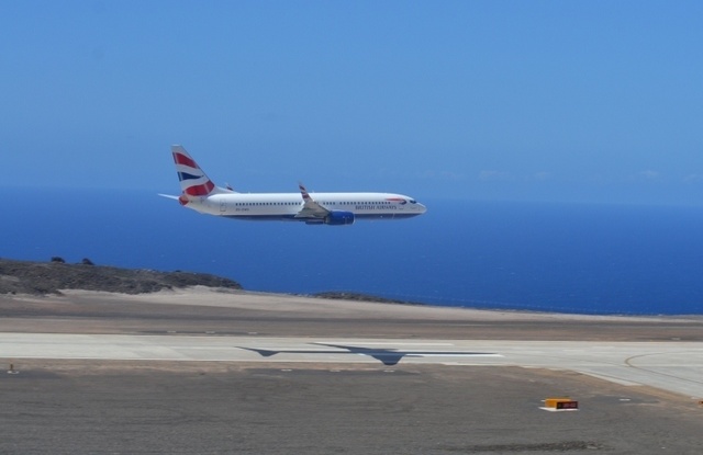 Comair_StHelena