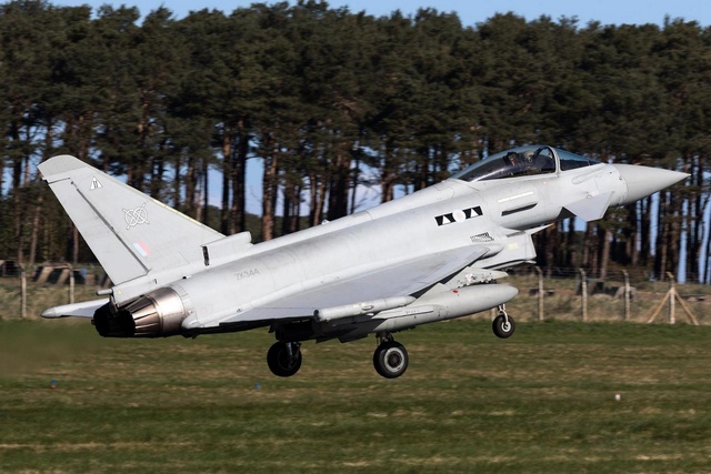 RAF_Typhoon_3_Photo_Berry_Vissers