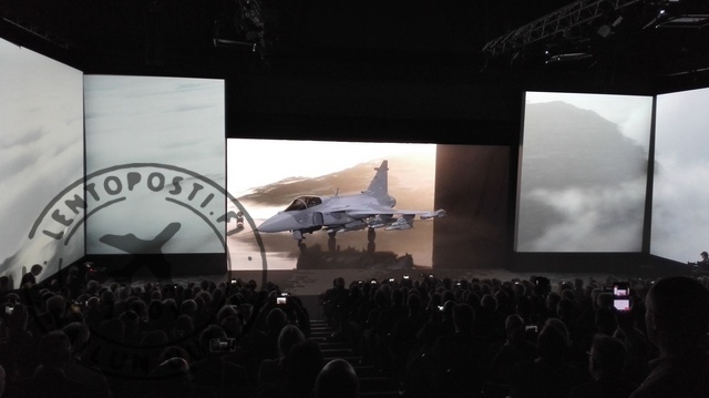 gripen_rollout_10