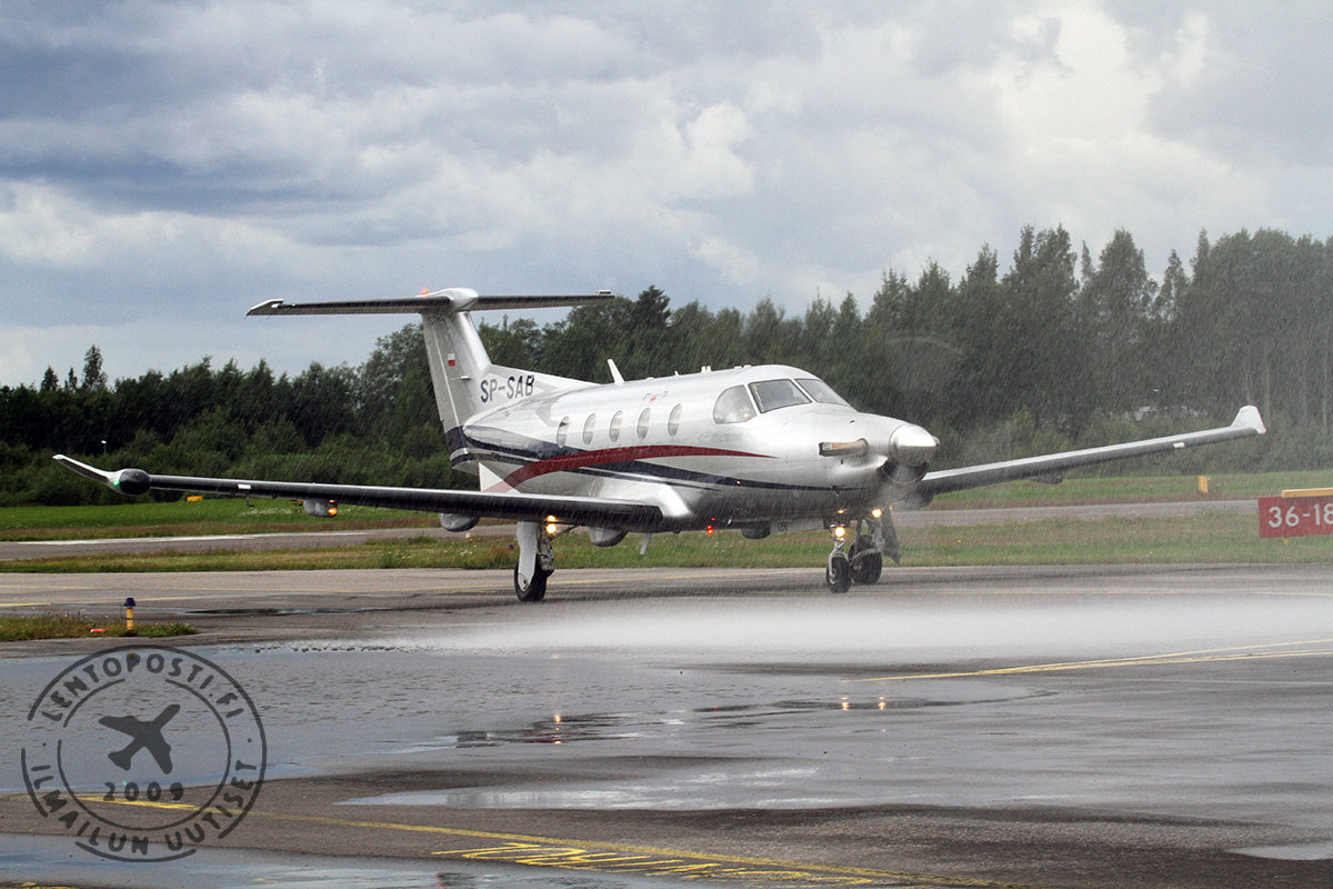 GOA_SAB_vacating_RWY