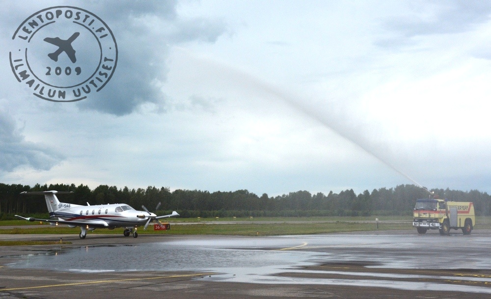 goaviation_watersalute