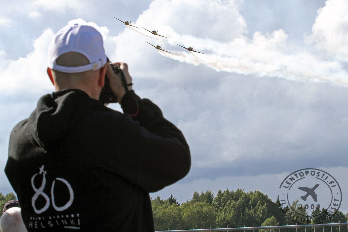 Malmi80_D2_Saab_Safir_1
