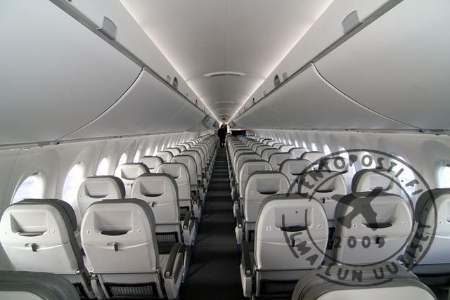 CS300_matkustamo_takaa