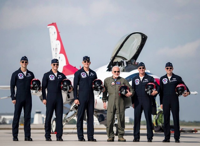 buzz_aldrin_0417_thunderbirds_usaf