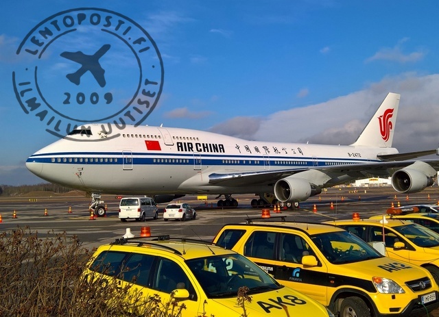 xi_Jinping_boeing_0417