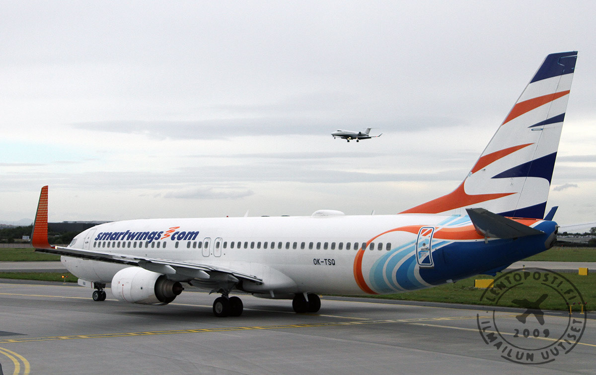 TravelService_SmartWings_737