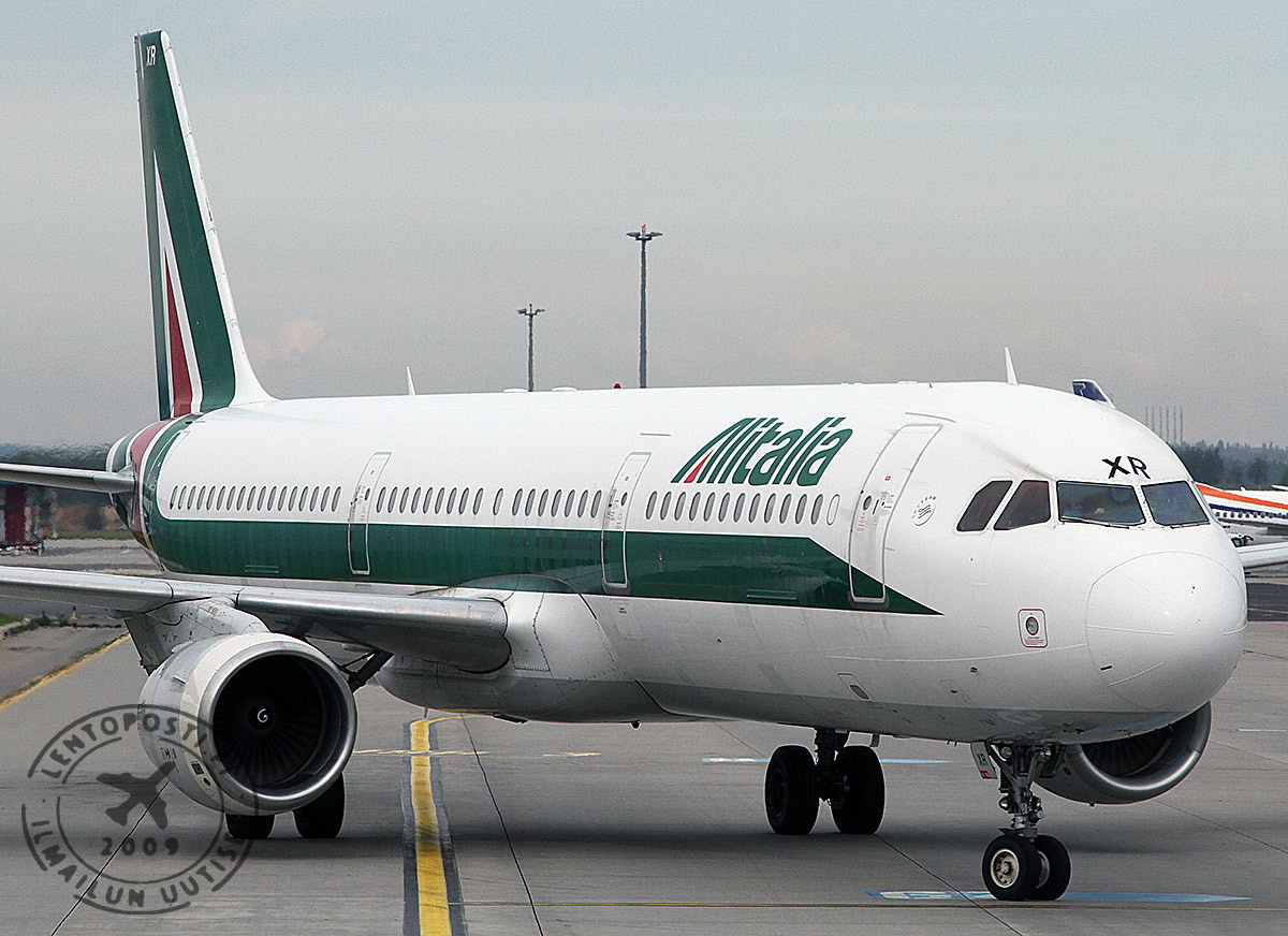 Alitalia_A32s