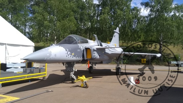 ilmavoimat100_to_4.jpg