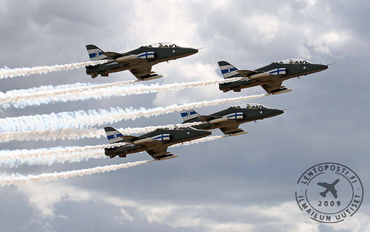 MH_ilmassa_tikkakoski