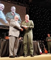 hornetsoolo_riat_palkinto_ilmavoimat