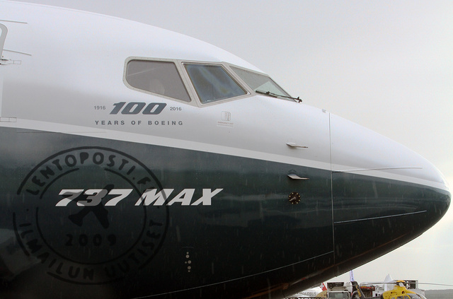 Boeing_737MAX_nose