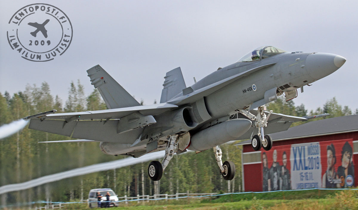 Baana19_HN_closeup_takeoff