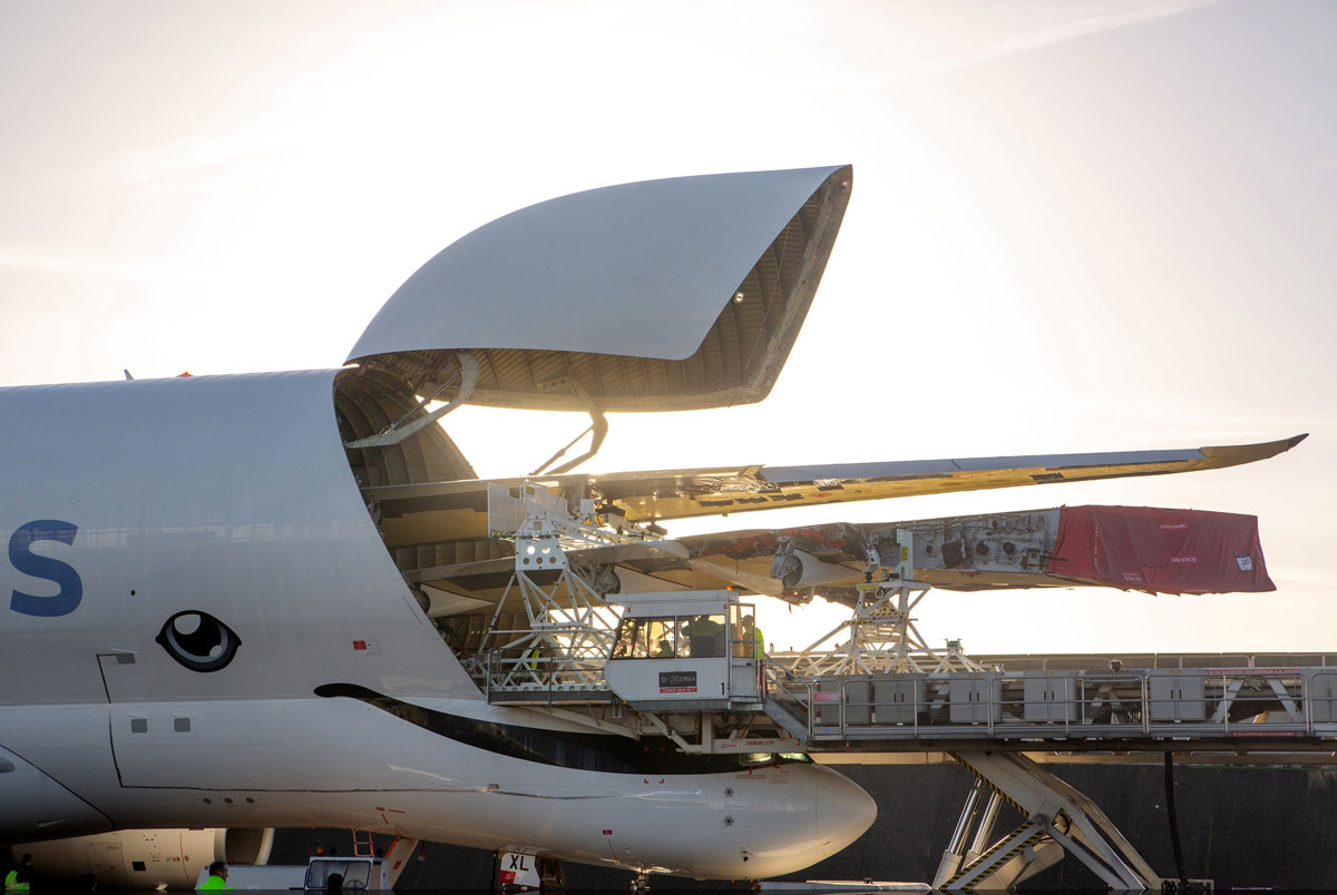 BelugaXL_siivetsisaan