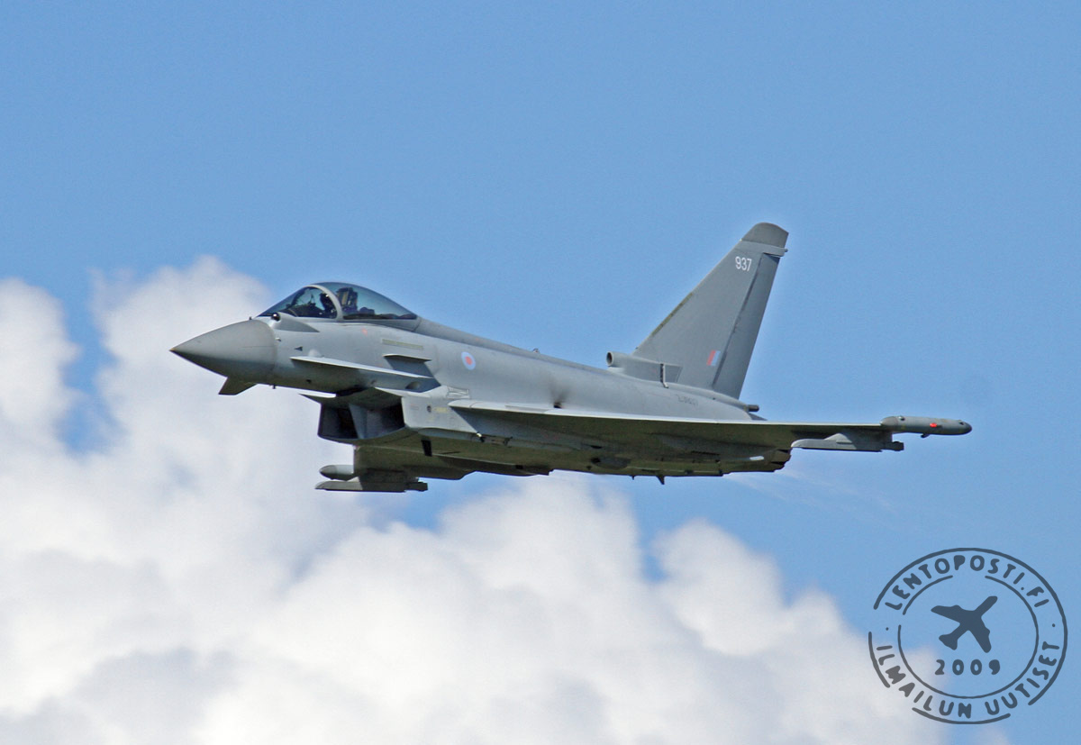 Eurofigher_RAF_ilmassa_2