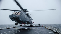 CH-148 Cyclone_ilmassa_3
