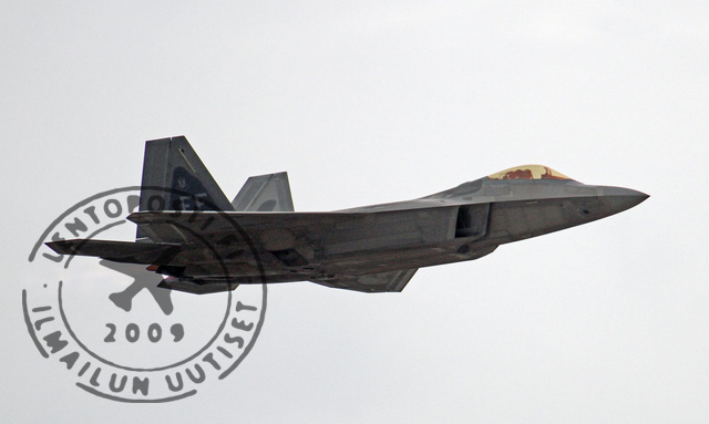 F22_Raptor_4
