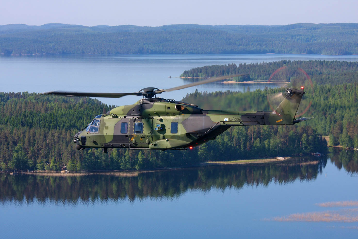 UTJR_NH90_merellä