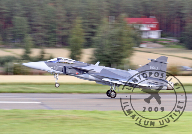 GripenE_landing