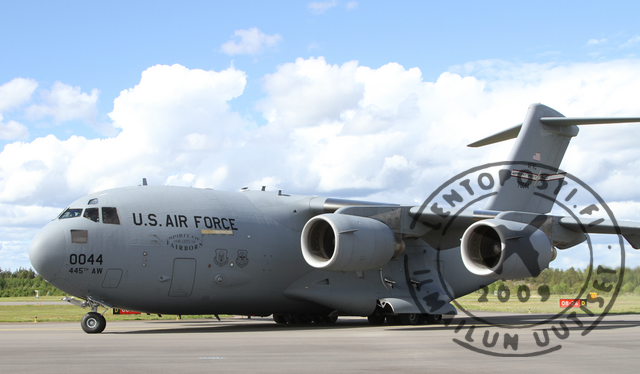 C-17_apron