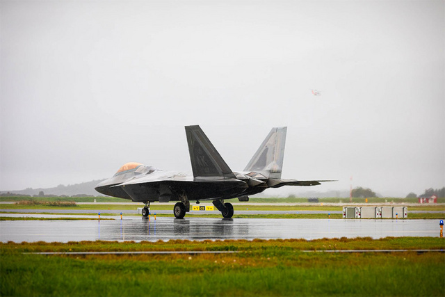 USAF_F22_Orland_1