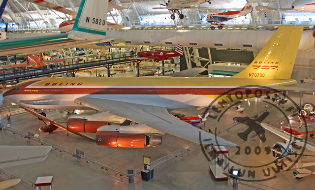 Boeing_367-80_DASH80