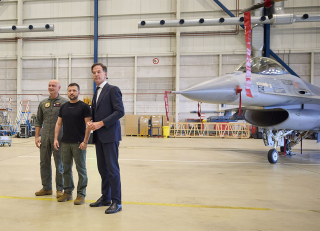 Hollanti_F16_eindhoven_2