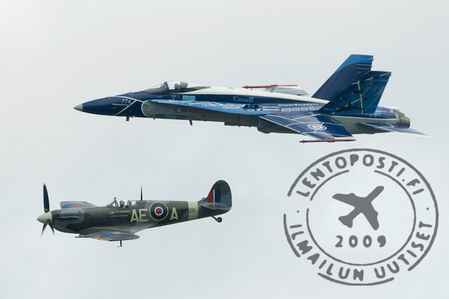 RCAF100_210724