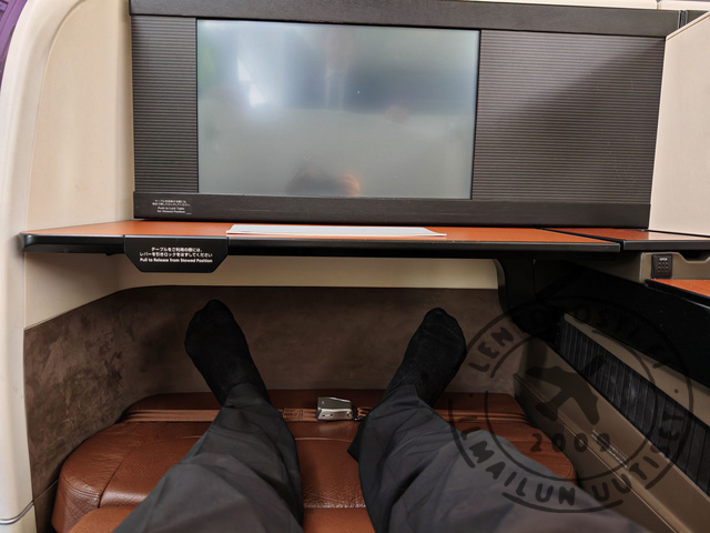 JAL_777_1st_lieflat_2