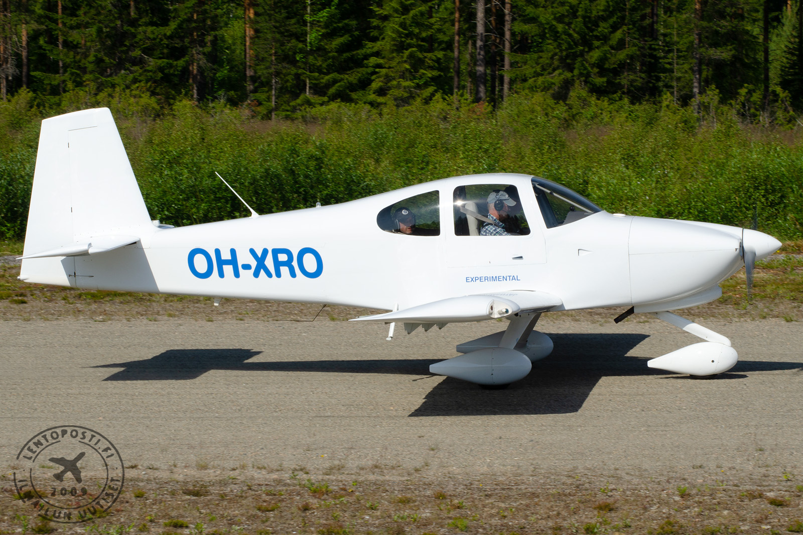 Toinen ehdokas vuoden 2025 experimental-rakentajapalkinnon saajaksi oli Olli Puttosen ja Rauno Pylväläisen Van's RV-10 -koneen (
