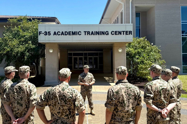 F35_lentotekniikan_koulutus_Ilmav