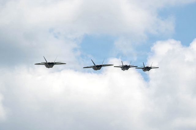 F35_F22_2