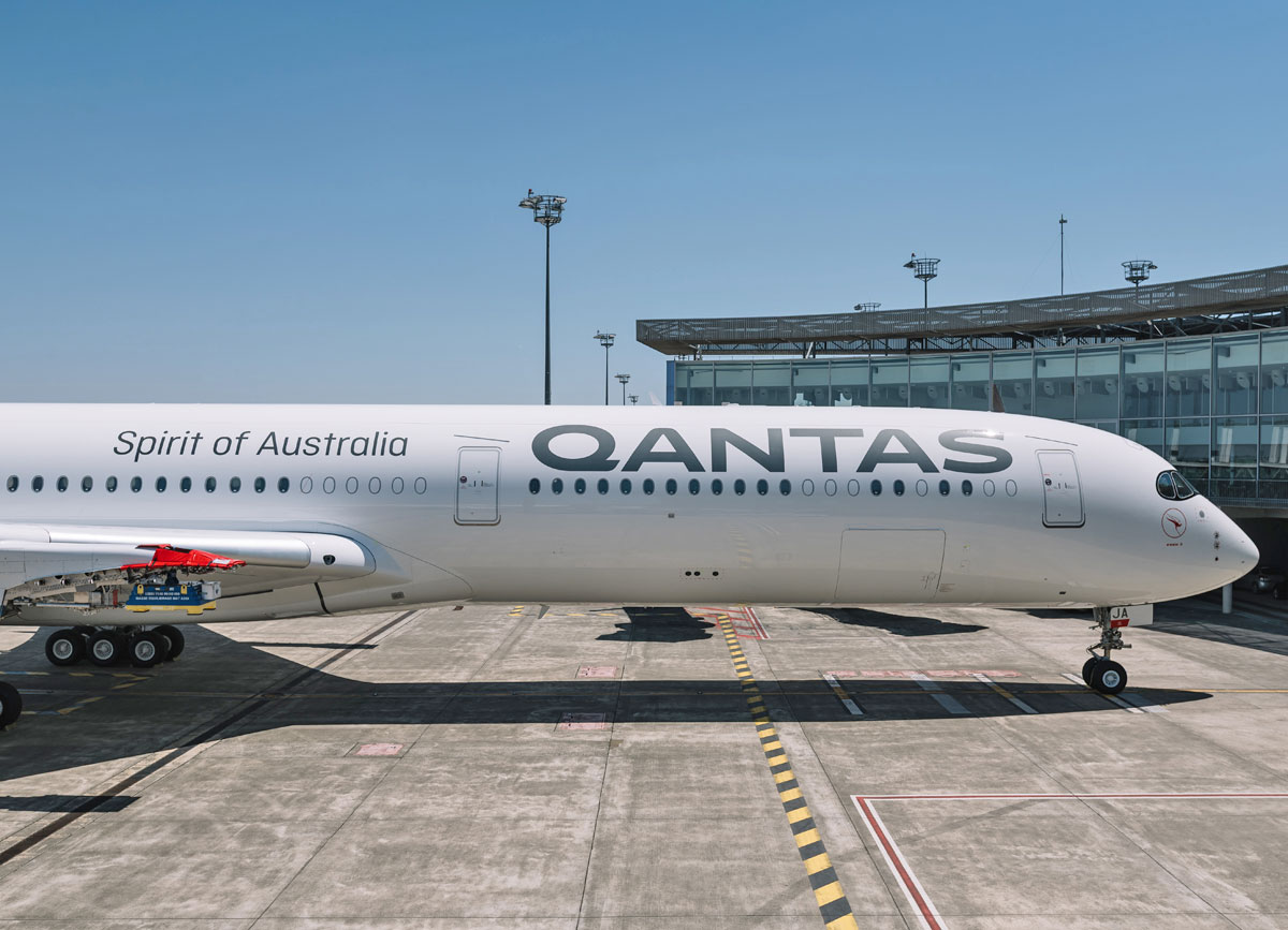 QF_A350KULR_3