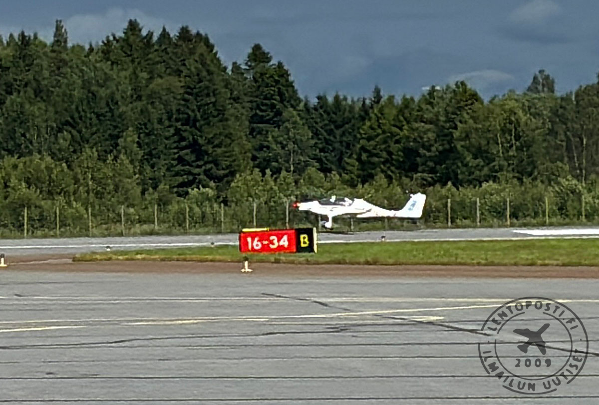 ET_Vaasa_landing