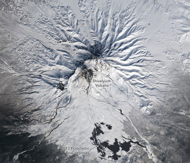 Seveluch_Nasa