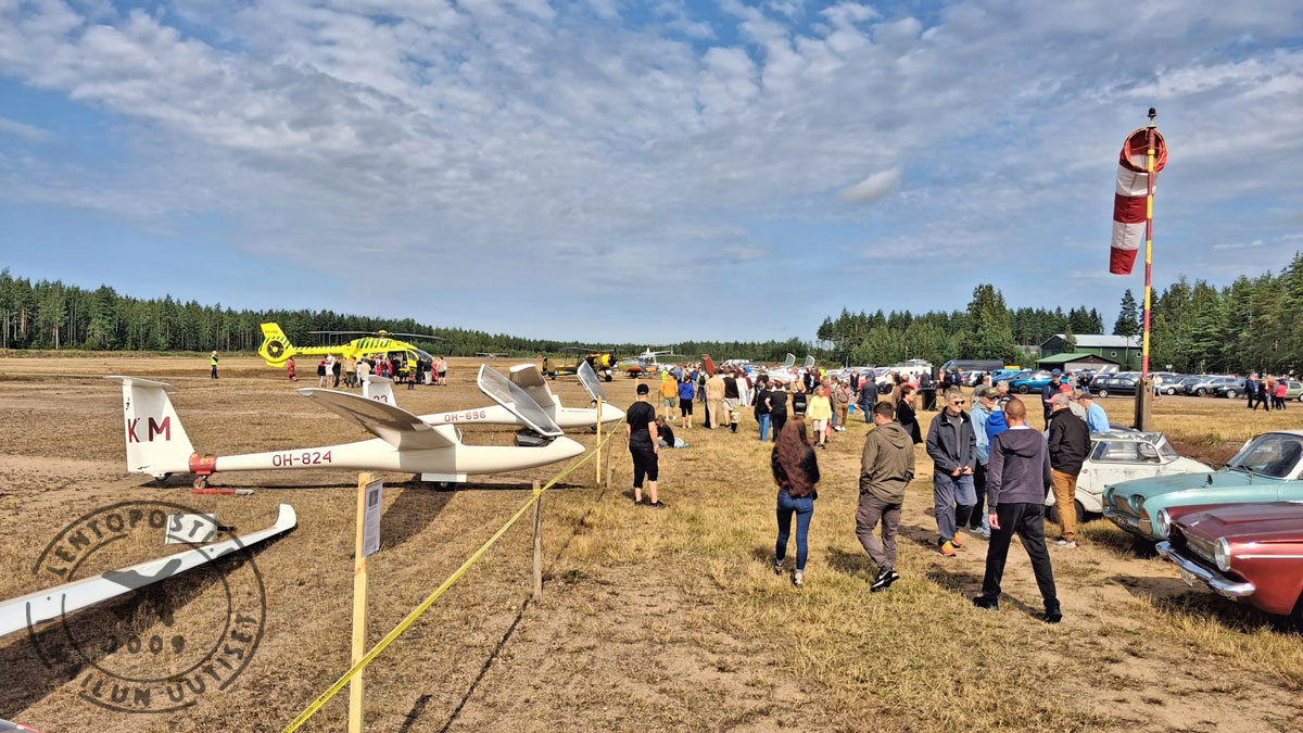 Kymi26_flightline