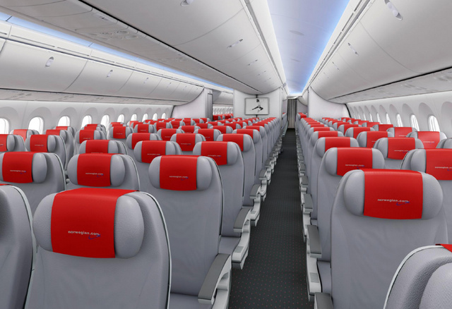 Norwegian_Dreamliner_cabin