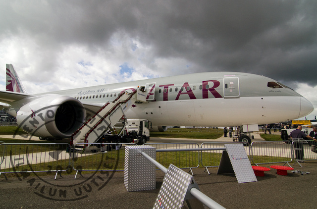 Qatar_787_1